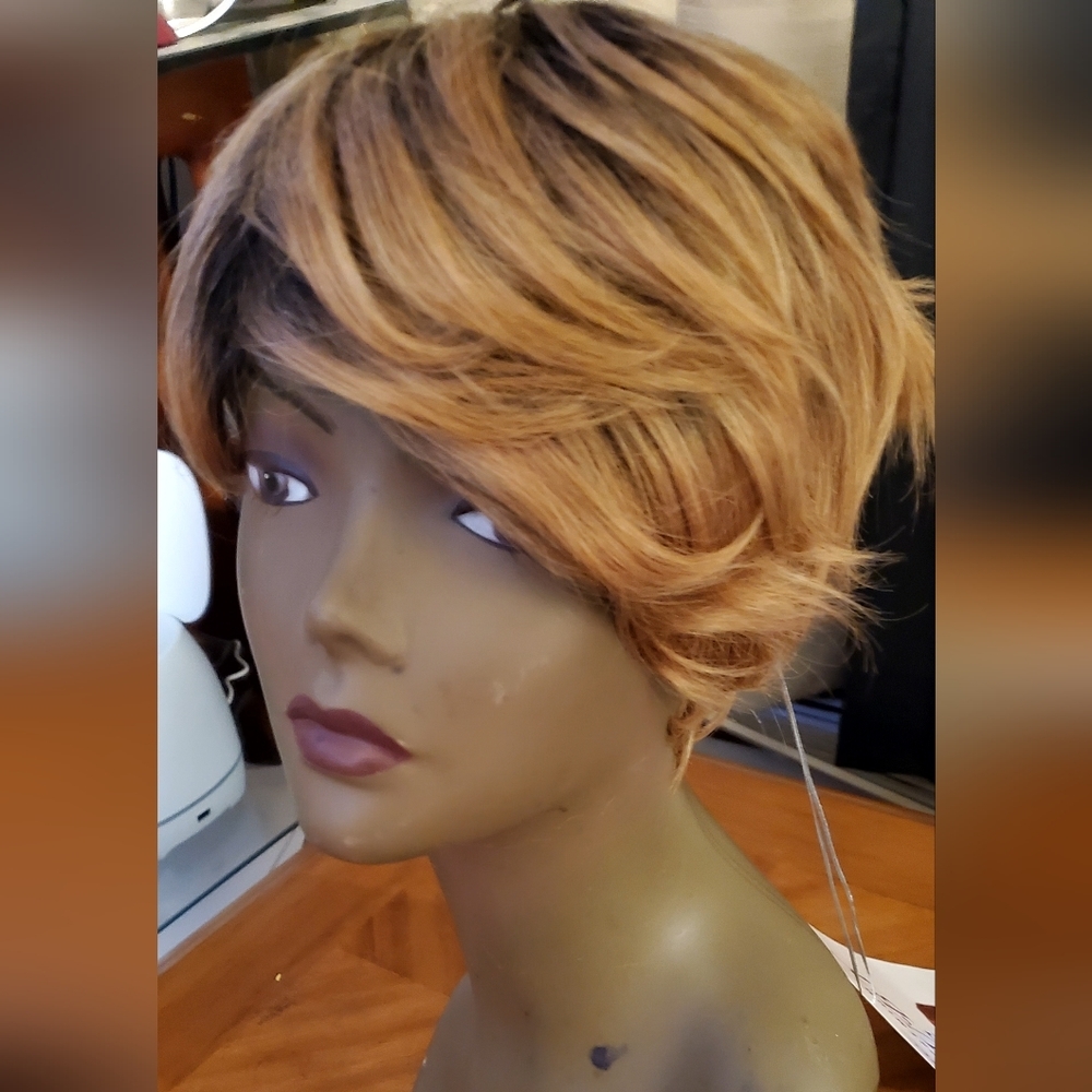 Nwt Outre Premium Duby Wig- 100% Human Hair
